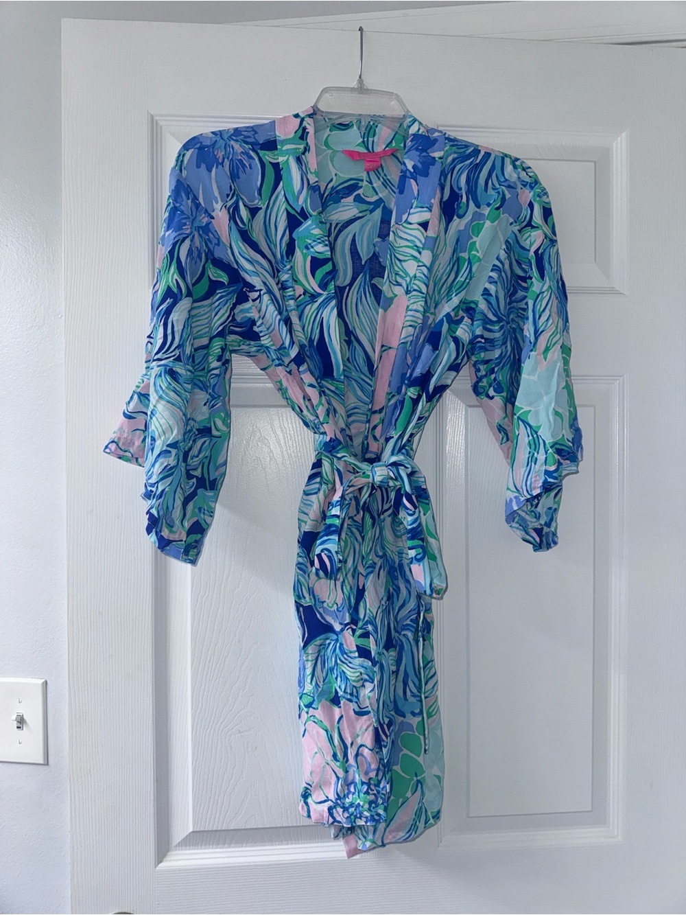 Lilly Pulitzer Robe! - Picture 3 of 4